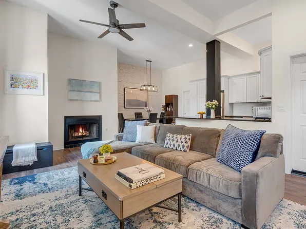 157 Waverly Ave APT 2C, Brooklyn, NY 11205