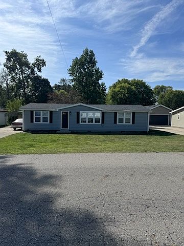 3 bed 2 bath beautiful home with lots of extras. We accept Section 8! NO PETS