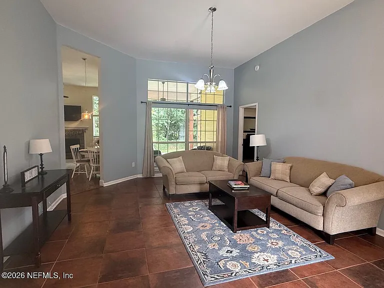 1484 Wild Iris Ln — Photo 2