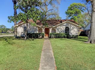 14403 Roundstone Ln, Houston, TX 77015