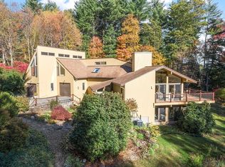 79 Old Orchard Ln, Boxboro, MA 01719