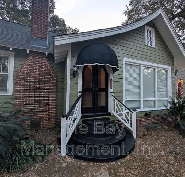 115 Mohawk St — Photo 1