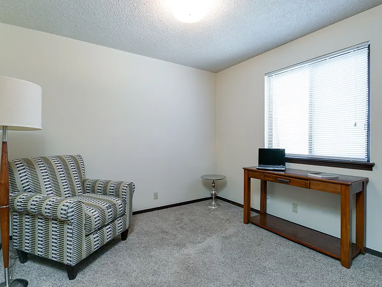 1524 McCain Ln — Photo 20