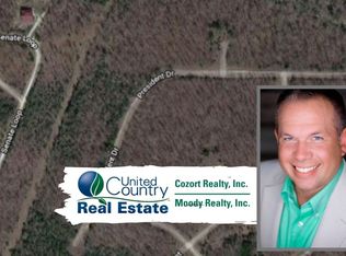 1502 Council Dr, Horseshoe Bend, AR 72512