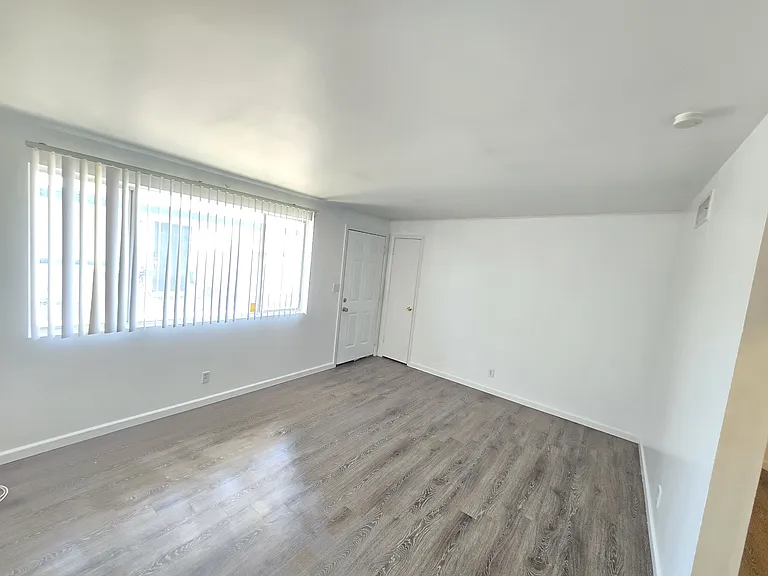 524 W Malibu Dr #4 — Photo 6