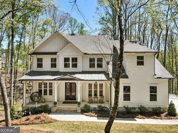 3560 Chattahoochee Rd, Cumming, GA 30041