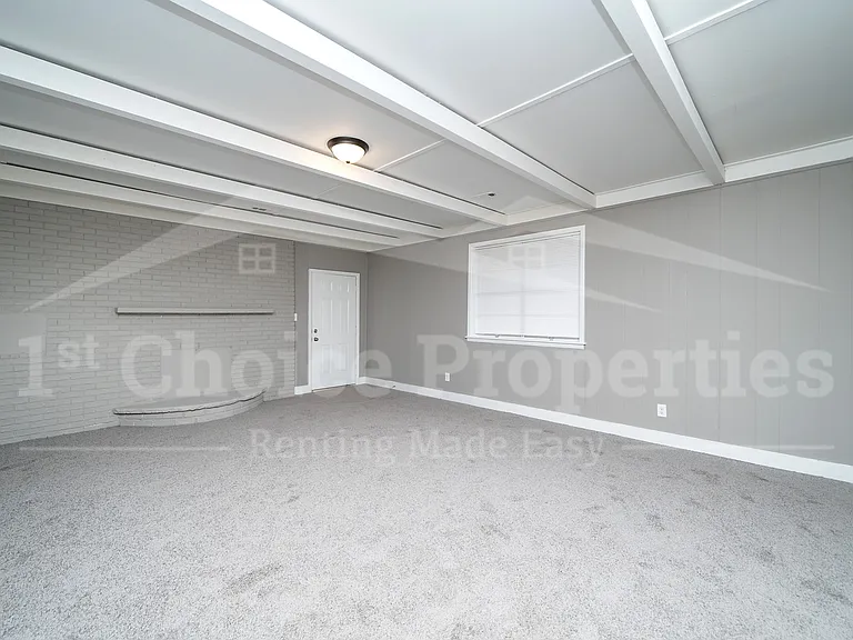 13050 Alpine Cir — Photo 9