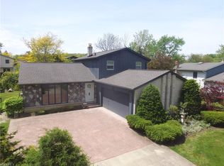56 Claremont Dr, Brunswick, OH 44212