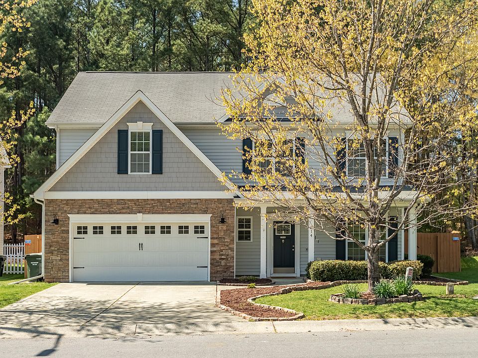 1st image of 814 Wood Chapel Ln