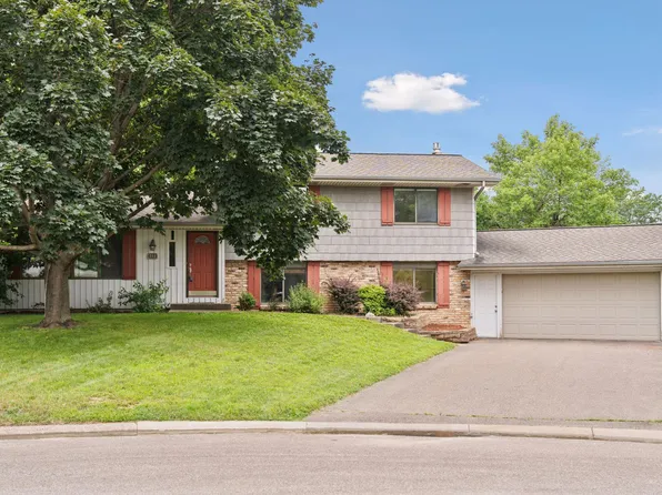 512 10th Ave SW, New Brighton, MN 55112