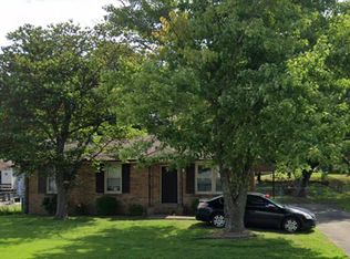 579 Cynthia Dr, Clarksville, TN 37042
