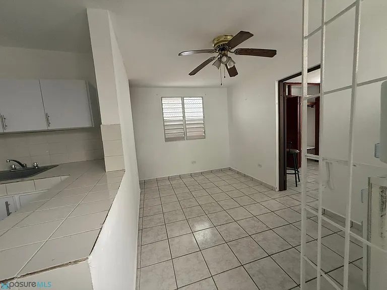 8 Calle Sq #1403 — Photo 3