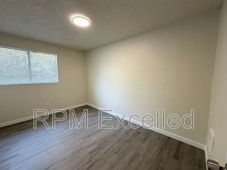 16006 34th Ave S #1 — Photo 8