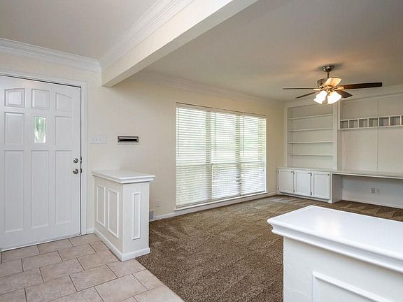 4th image of 210 La Vista Dr