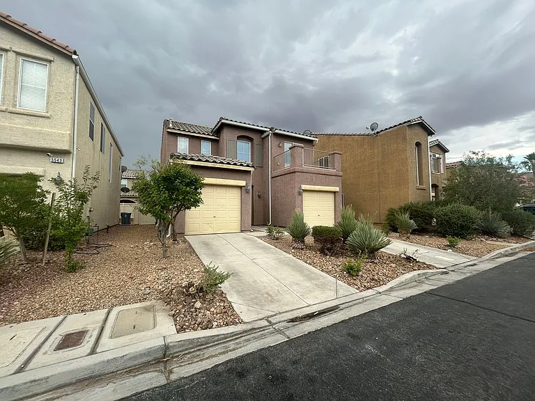 5553 Chapin Mesa Ave — Photo 2