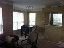 dining area adjacent to livi