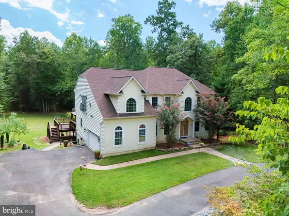 56 Magnolia Dr, Stafford, VA 22556