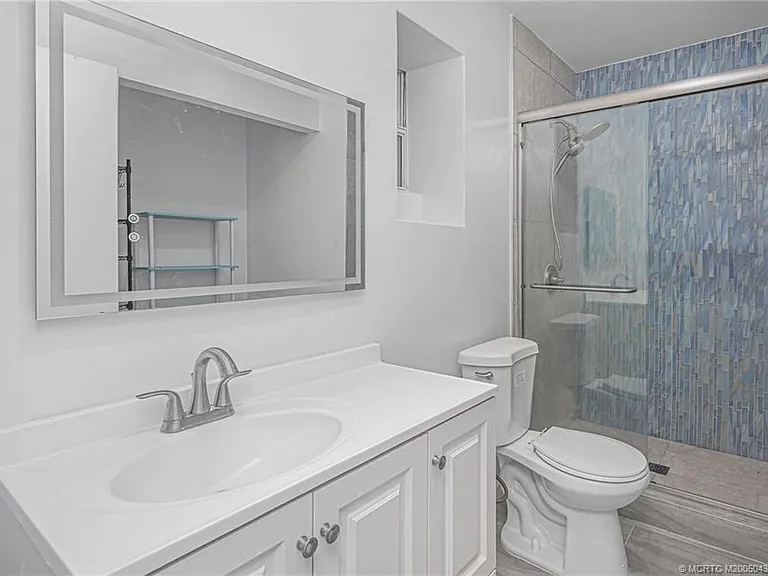 7007 S Indian River Dr — Photo 14