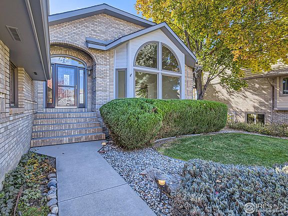 4th image of 1197 Twin Peaks Cir