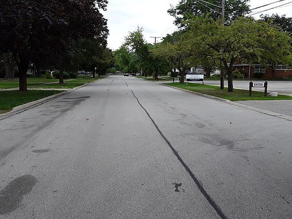 3rd image of 371 N Westmore Ave