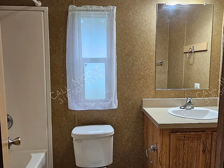 230 Maverick Ln — Photo 5