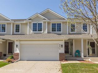 8833 Oxley Pl, Johnston, IA 50131