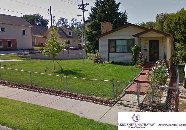 1st image of 3030 S 21st St