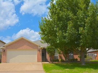 4016 Busch Gardens Dr, Fort Worth, TX 76123