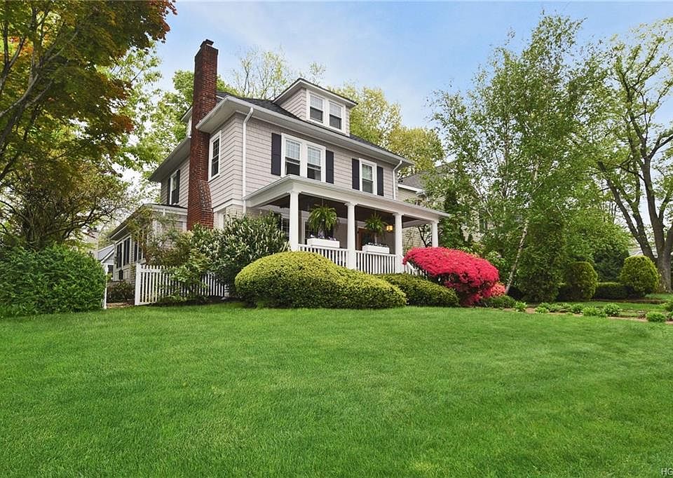 2nd image of 194 Nelson Rd