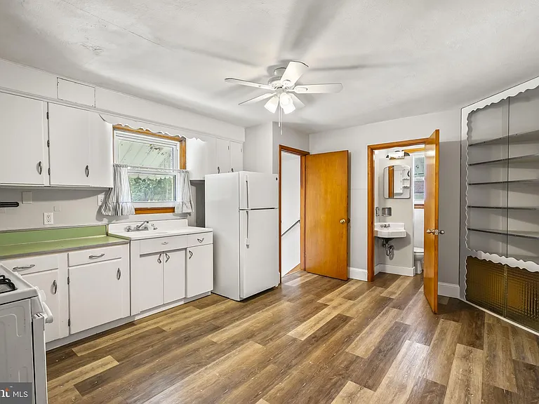 1125 Parkway Ave — Photo 10