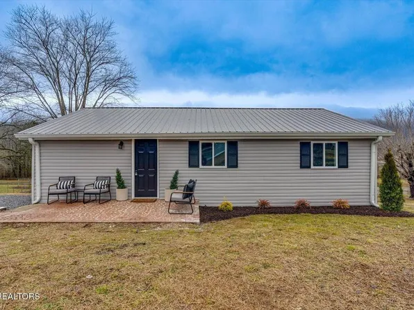 925 N Maple St, Whitwell, TN 37397