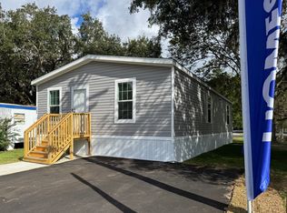 5152 SW 38th Pl #J26, Gainesville, FL 32608