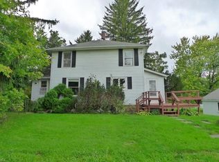 8810 Fairmount Rd, Novelty, OH 44072