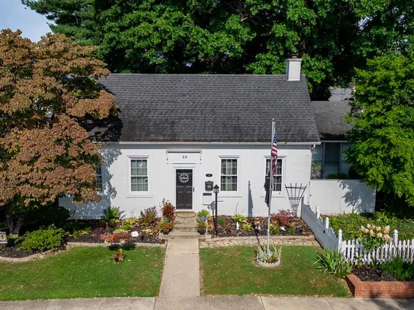 69 West St, Jackson, OH 45640
