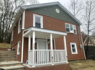 43 School St, Hudson, MA 01749