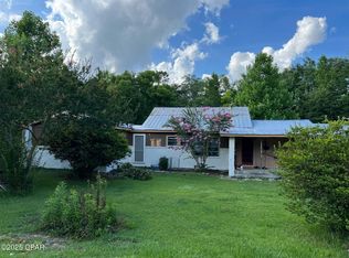 544 Grace Dr, Defuniak Springs, FL 32433
