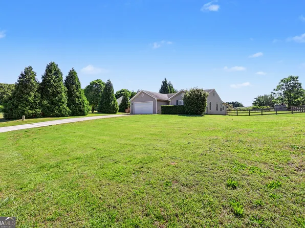 1902 Kirkland Ave, Statham, GA 30666