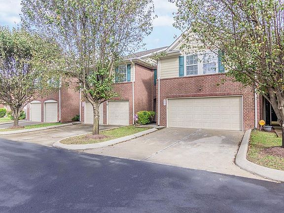 2nd image of 417 Heath Pl