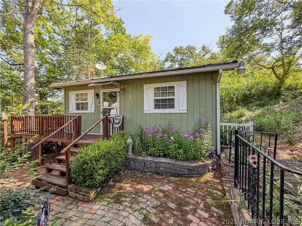 4523 Jerry Lees Way Rd, Stover, MO 65078