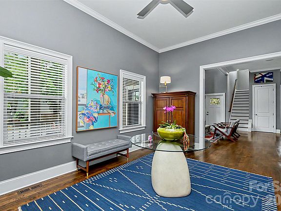 4th image of 3205 N McDowell St