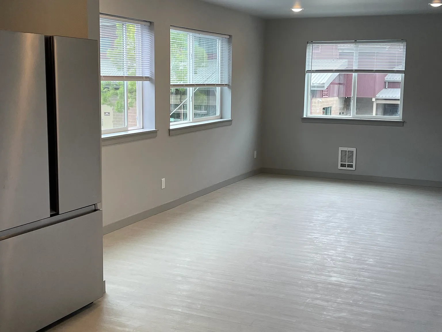 2 bed, 960 sqft, $2,250 — Photo 3