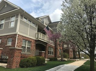 506 Indiana Ave #202, Saint Charles, IL 60174