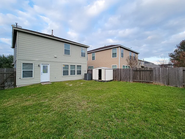 20759 Cypress Crescent Ln — Photo 21