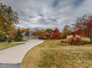 5104 Connemara Ln NE, Rochester, MN 55906