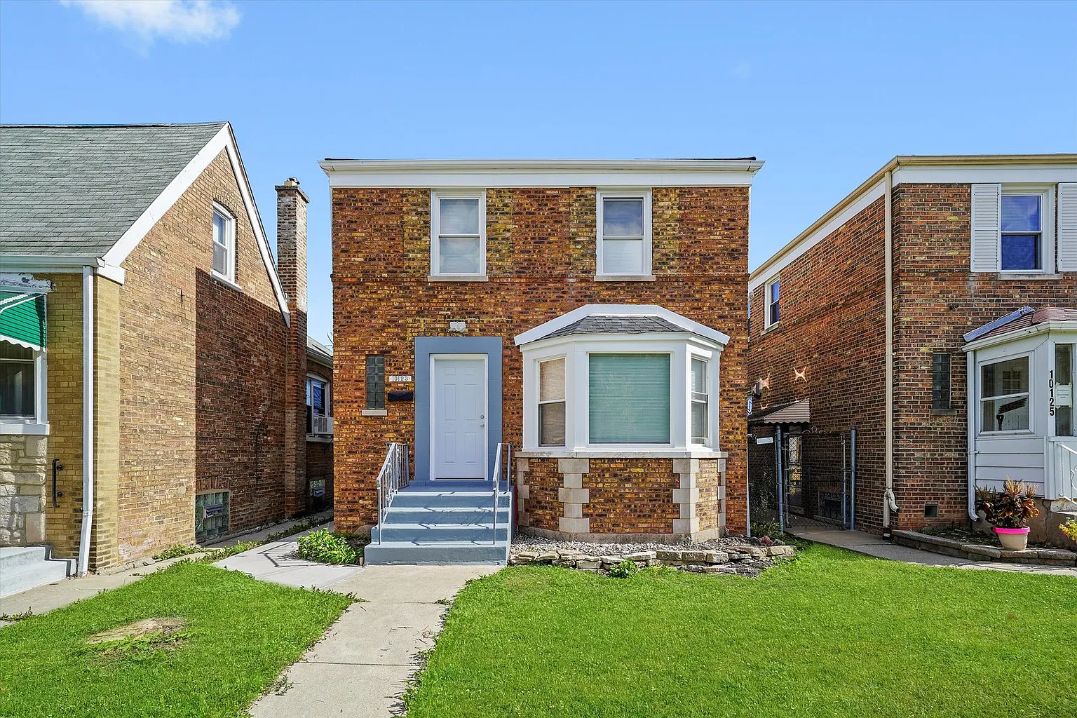 10123 S Forest Ave photo 1