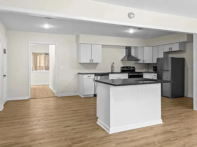 803 Lichfield Rd #A — Photo 3