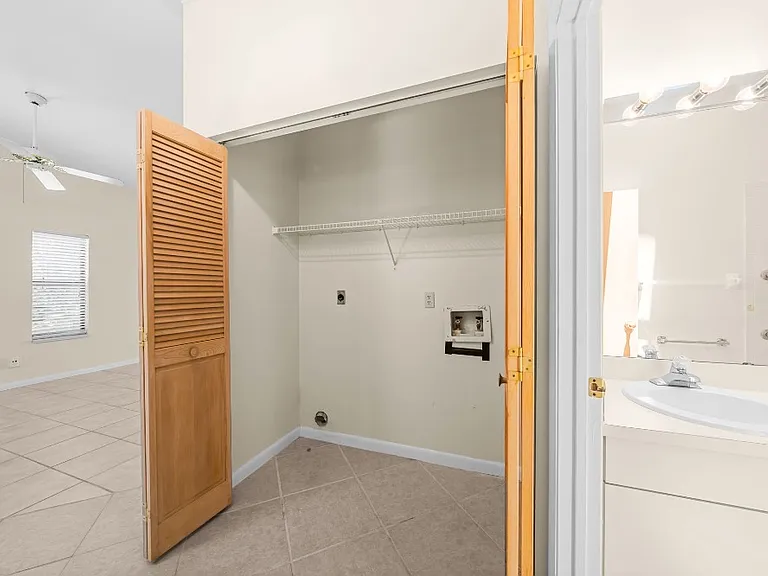 39 Anchor Dr — Photo 14