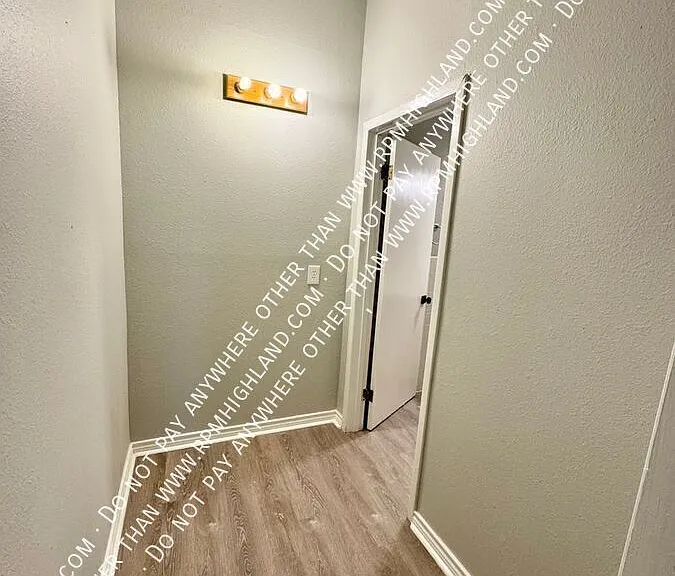 705 Sunrise Ave #202 — Photo 22