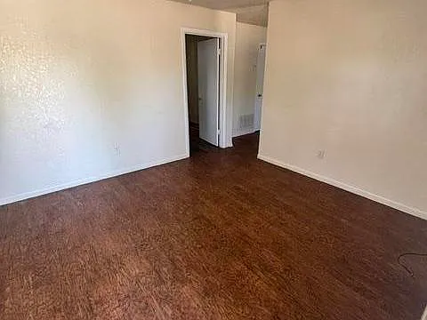 912 S 13TH ST — Photo 2