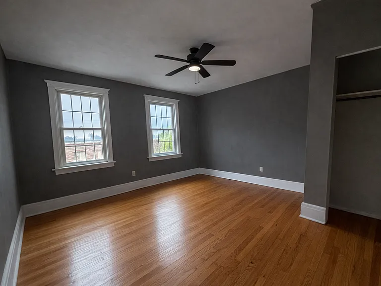 6252 Delmar Blvd #204 — Photo 9